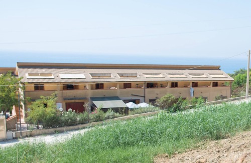 Tonnara di Bonagia Apartamento | Case Vacanza Renella 3 Beds Balcony, Wifi, Self-catering, 200mt From the sea