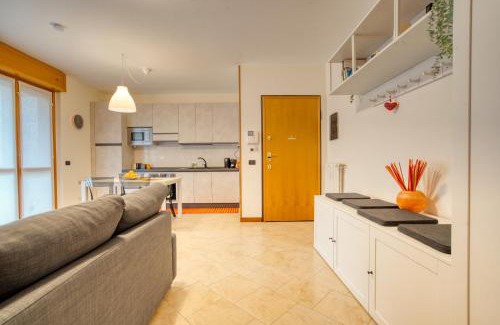 Cernusco sul Naviglio Apartamento | CaseOspitali - Casa Oranis, bilocale nuovo con balcone perfetto per famiglie