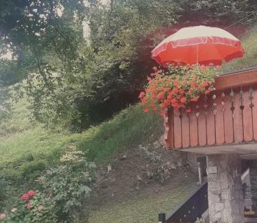 Bondo Casa | CASETTA INDIPENDENTE NEL VERDE PER 2/3 PERSONE