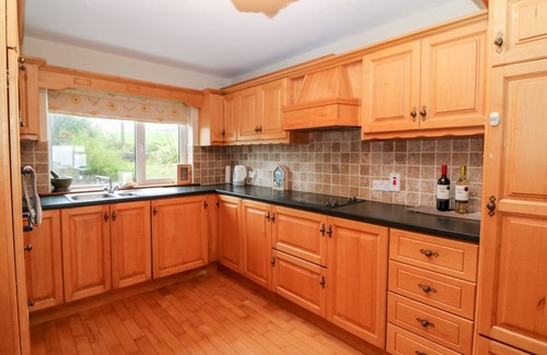 Castletownbere Casa | CASEY HOUSE, family friendly in Castletownbere, County Cork
