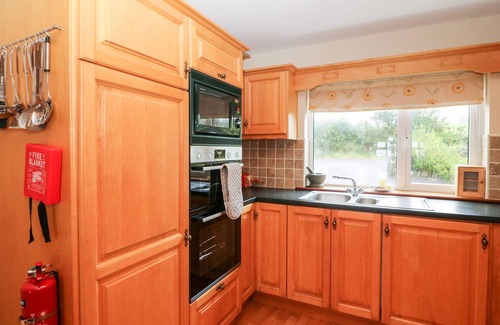Castletownbere Casa | CASEY HOUSE, family friendly in Castletownbere, County Cork