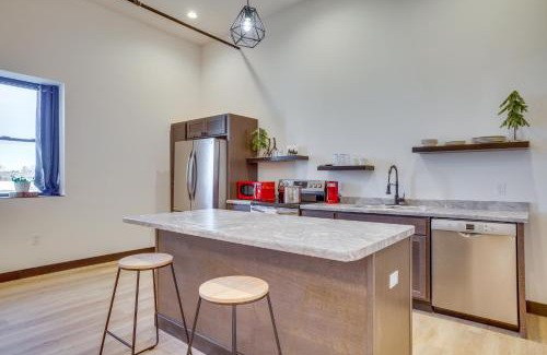 Cashton Apartamento | Cashton Studio Apartment Steps to Downtown!