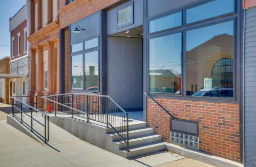 Cashton Apartamento | Cashton Studio Apartment Steps to Downtown!
