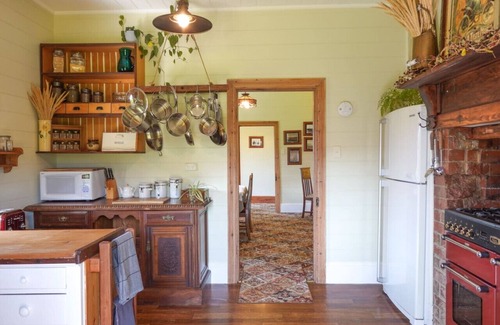 Dunalley Casa | Casilda House-Central Waterfront