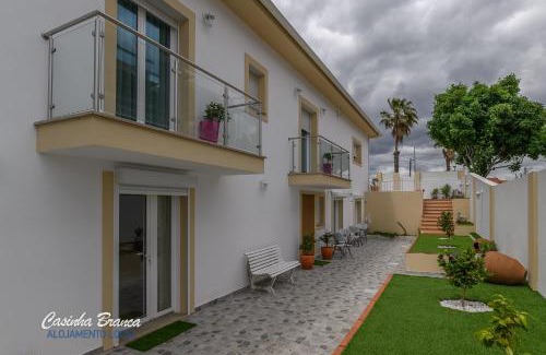 Fundao Casa | Casinha Branca