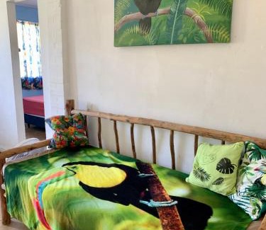 Nilo Pecanha Cama Y Desayuno | Casinha da Floresta
