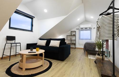 Horta Casa | Casinha da Praia - Beachside Retreat Almoxarife