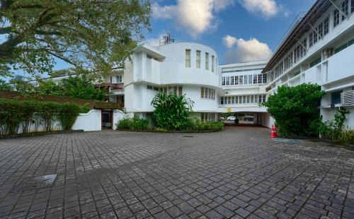 Kochi Hotel | Casino Hotel - CGH Earth, Cochin