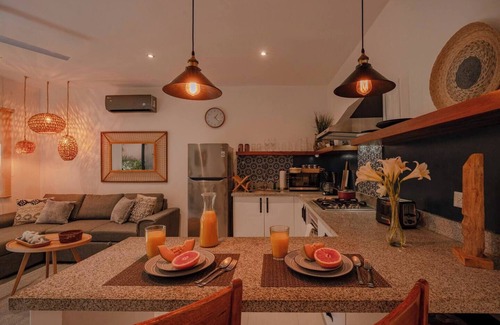 Merida Municipality Cabaña | Casita Azalea Blanca - Stylish 1br/ba near Centro