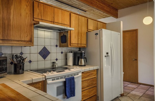 Sandia Heights South Casa | Casita de Montano 2 Bdrm Foothills Charmer with Incredible Sandia Mtn Views