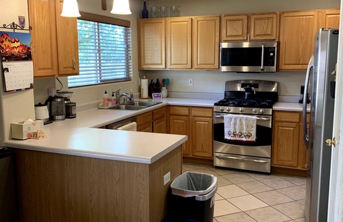 Northeast Heights Casa | Casita de Sonrisa: Your Perfect Home Base for Exploring Albuquerque
