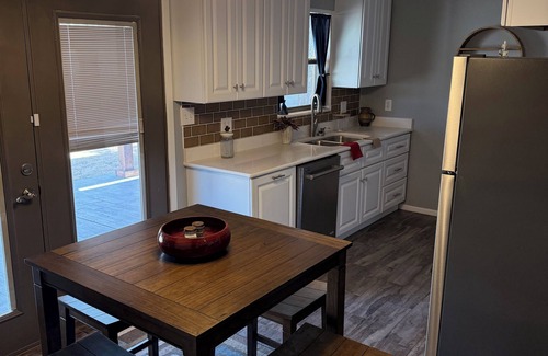 Carlsbad Casa | Casita Del Sol - Your home away from home in the heart of the Permian Basin.