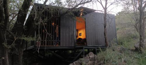 Yocsina Casa | Casita en el río, Mayu Sumaj