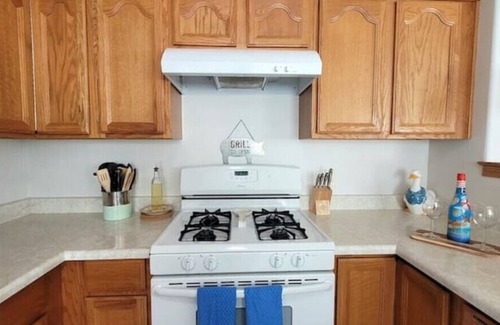 Lake Isabella Cabaña | Casita Isa is located 1 mile from the Lake!
