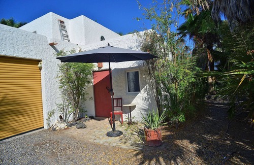 El Centenario Casa | Casita La Capilla - El lugar tranquilo del jardín