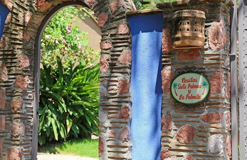North End Casa | "Casita La Palmita" (Little Palm) 1 Bed / 1 Bath