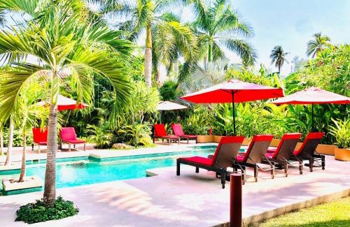 Ixtapa - Zihuatanejo Casa | Casita Linda, a luxury house near the beach!