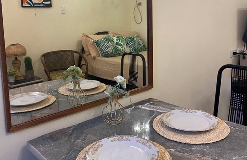 Paranaque Condominio | CASITA LUCINA: Cozy Scandinavian Condo near airport, malls & SNR