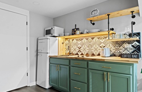Talbot's Corner Casa | Casita Talavera