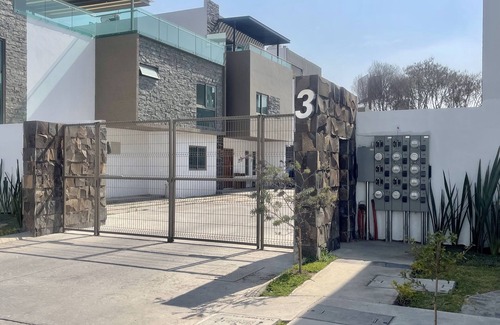 San Pedro Tlaquepaque Casa | Casita Tlaquepaque VIP Cameras de Seguridad 24