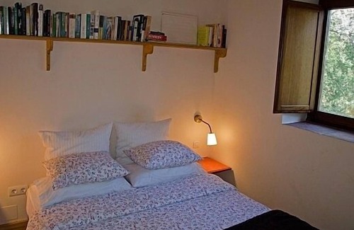 Zafarraya Cabaña | Casita con vistas a la montaña, jacuzzi y piscina