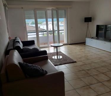 Caslano Apartamento | Caslano City Apartments