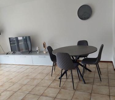Caslano Apartamento | Caslano City Apartments
