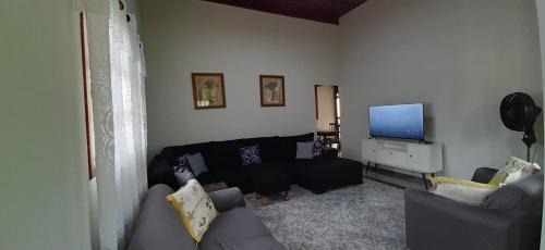 Horto Casa | Caso em condomínio com lago, serra, campo e mar
