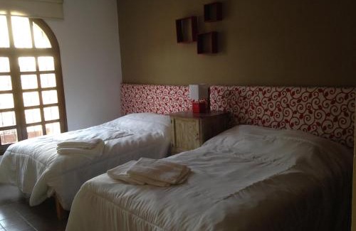 Leon Centro Casa | Casona Luciérnaga-Casa de Huéspedes