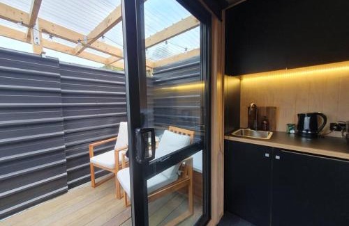Christchurch District Apartamento | Cass Bay Retreat with Outdoor Bath Christchurch