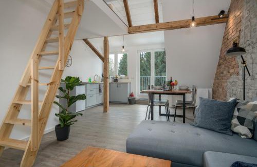 Oberzwehren Apartamento | CASSEL LOFTS - Stilvolles Loft im Grünen mit Balkon nahe VW-Werk