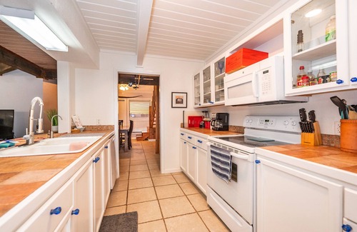 Matagorda Condominio | Cassie's Cove is a perfect multi family getaway