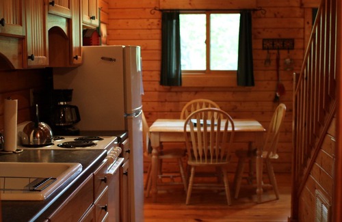 Luray Cabina | Cast Away Cabin