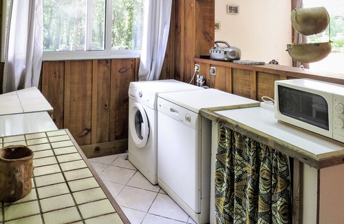 Gaillan-en-Medoc Casa | Castagney by Interhome