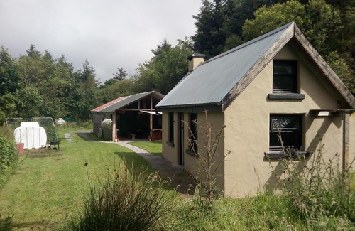 Ogonnelloe Casa | Castaway Cabin
