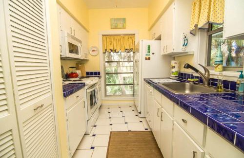 Sanibel Chalet De Esquí | Castaway Cottage (Sanibel Shores, on Cardium Street)