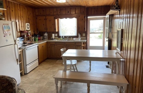 Atlantic Beach Cabaña | "Castaways" Atlantic Beach Family Fun Cottage