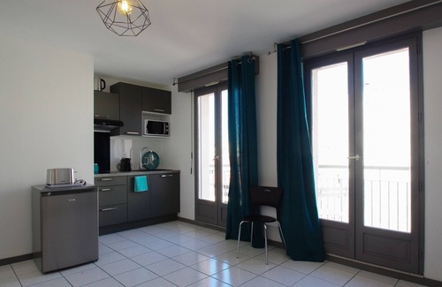 Les Chalets - Saint-Aubin - Saint-Etienne Apartamento | Castellane - 40m² avec balcon et parking