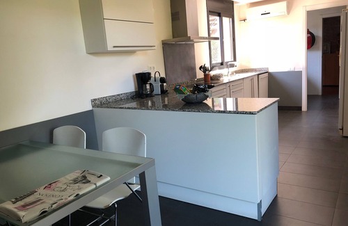 Castelldefels Casa | Castelldefels : Casa con piscina y jardín privado