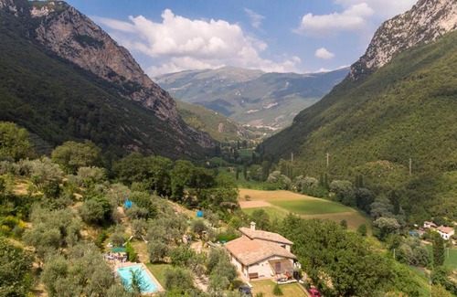 Precetto Apartamento | Castello appartamenti Ferentillo Valnerina