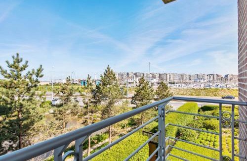 Blankenberge Apartamento | Castle apartment with view
