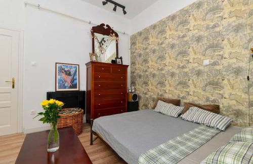 Castle Hill Casa | Castle hill garden studio