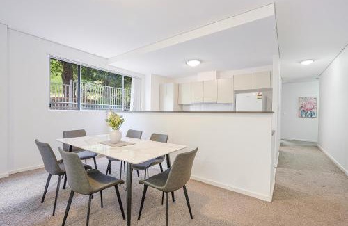 Castle Hill Apartamento | Castle HIll Sweet Modern 3BR Apt with 2 Parking