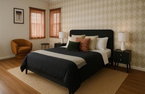 Whispering Oaks Casa | Castle Hills Escape 4BR with Pool n Game Room