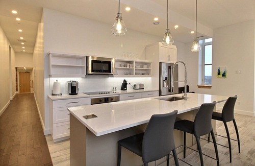 Moncton Condominio | Castle Manor Unit 302 - More units available