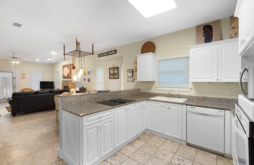 Grayton Beach Casa | Castle of Dreams - Grayton Beach, 30A, Se aceptan mascotas, Bike to Seaside!
