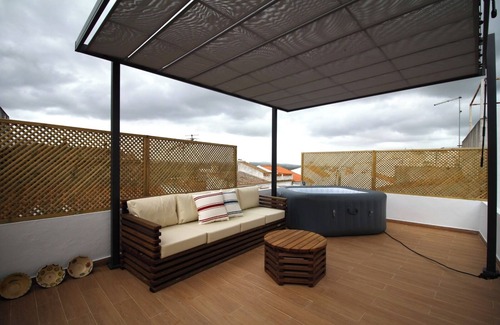 Arraiolos Casa | Castle Terrace (pets allowed)