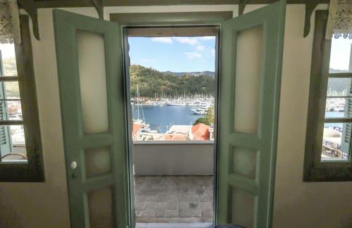 Marmaris City Center Villa | Castle81homes Green Villa