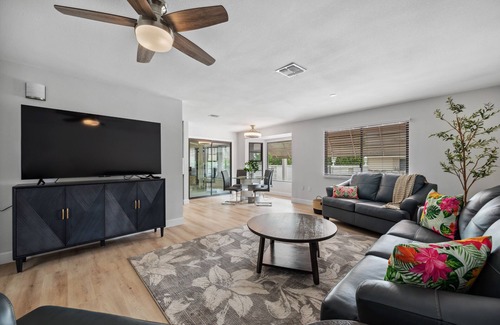 Sun City West Casa | Castlebar vacation home