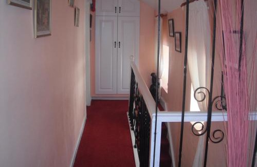 Castlemaine Cama Y Desayuno | Castlemaine House B&B